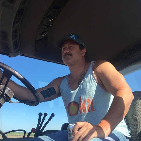 Meet your Posher, Christopher - Picture 4 of 8